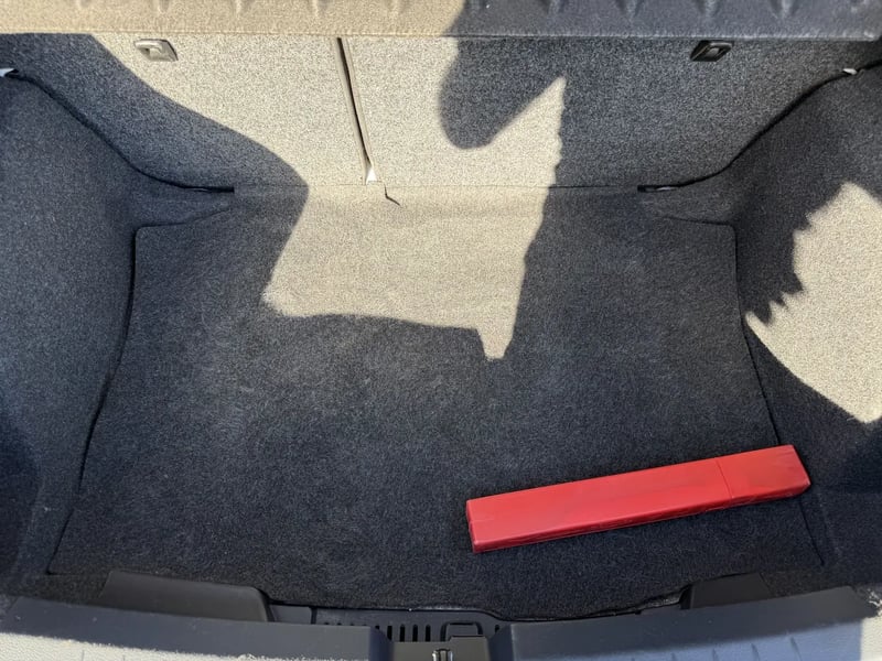 Photo de la voiture SEAT IBIZA 1.4 TDI 105 ch S/S Connect