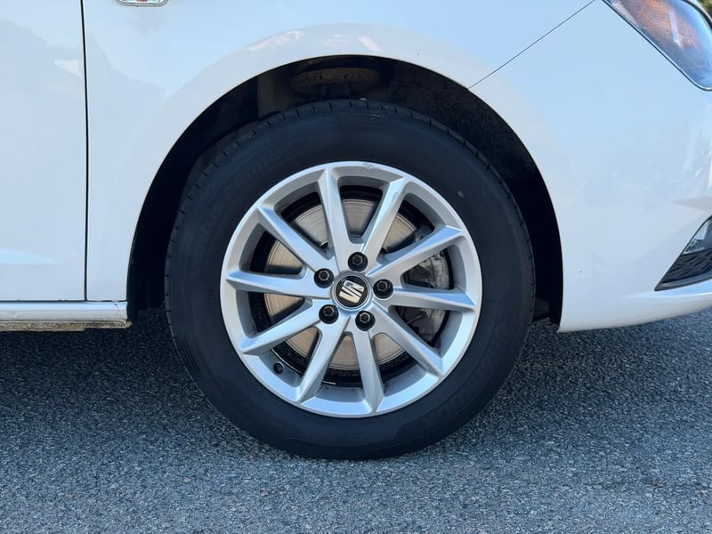 Photo de la voiture SEAT IBIZA 1.4 TDI 105 ch S/S Connect