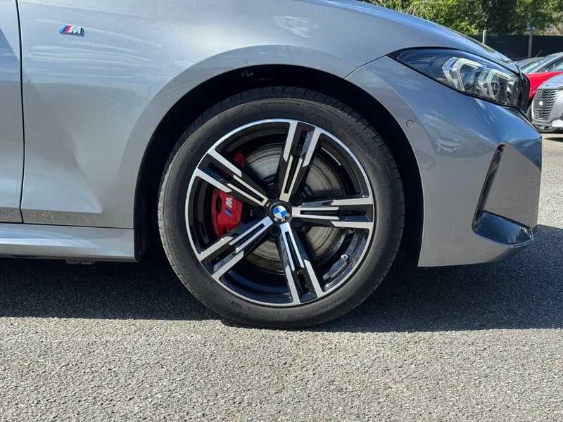 Photo de la voiture BMW SERIE 3 TOURING G21 LCI 2 Touring 320d xDrive 190 ch BVA8 M Sport