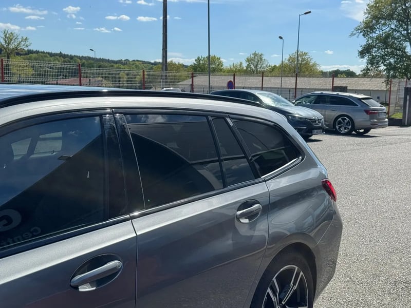 Photo de la voiture BMW SERIE 3 TOURING G21 LCI 2 Touring 320d xDrive 190 ch BVA8 M Sport