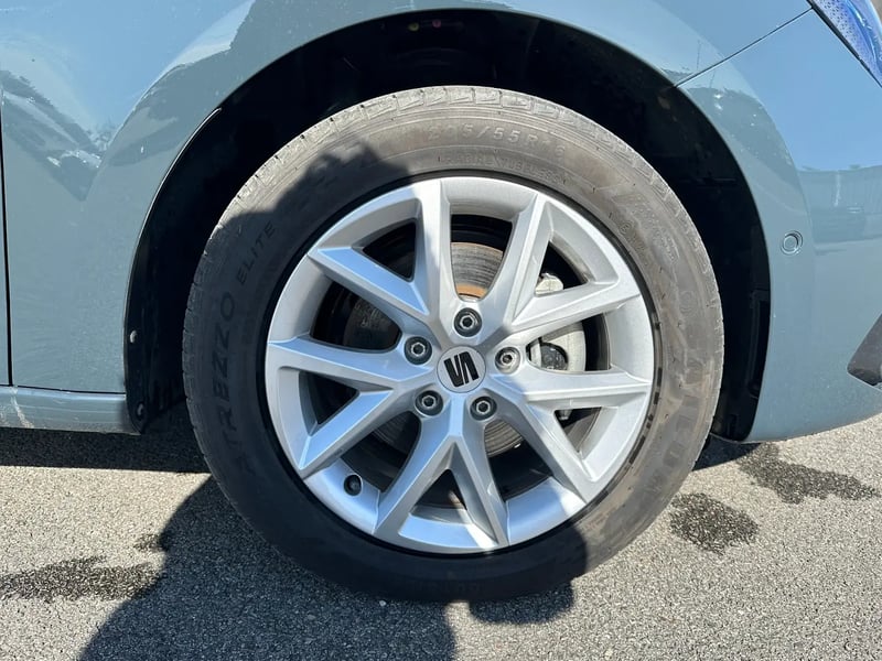 Photo de la voiture SEAT LEON SPORTSTOURER 2.0 TDI 115 BVM6 Business