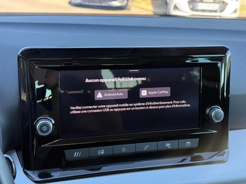 Photo de la voiture SEAT ARONA 1.0 TSI 115 ch Start/Stop DSG7 Business