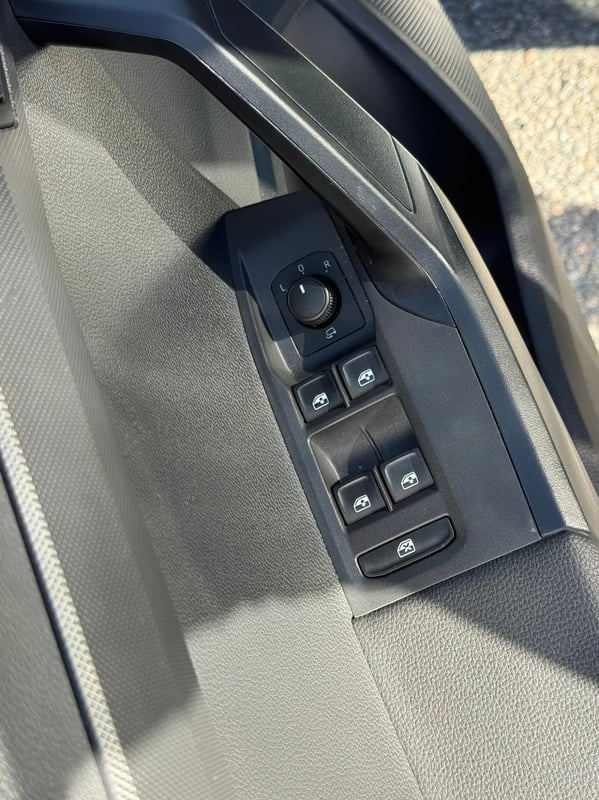 Photo de la voiture SEAT ARONA 1.0 TSI 115 ch Start/Stop DSG7 Business
