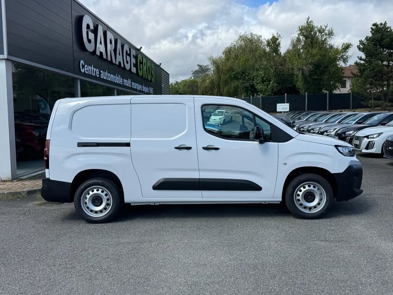 Photo de la voiture CITROEN BERLINGO VAN XL DIESEL 130 CH AUT.