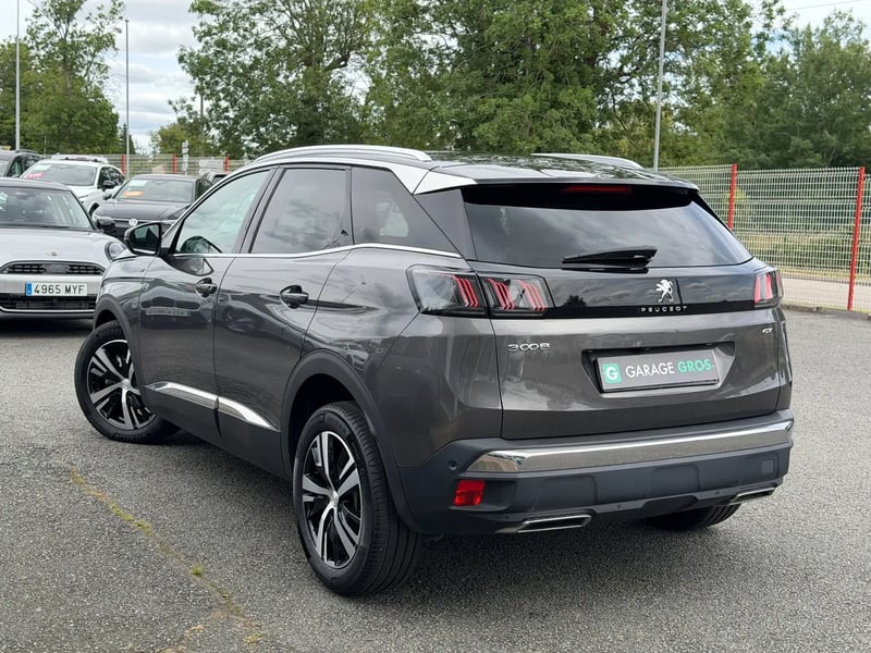 Photo de la voiture PEUGEOT 3008 PureTech 130ch S&S BVM6 GT
