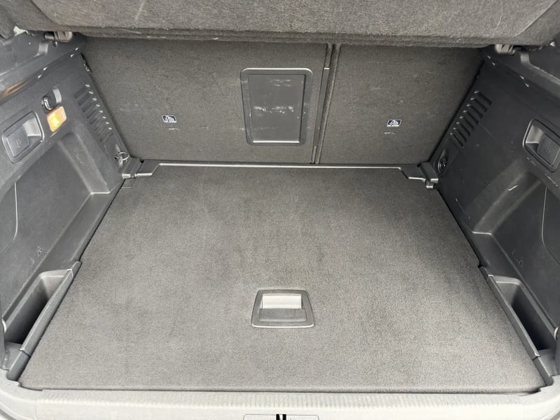 Photo de la voiture PEUGEOT 3008 PureTech 130ch S&S BVM6 GT