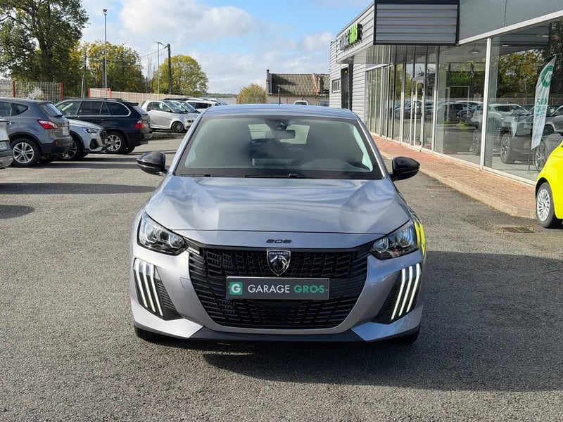 Photo de la voiture PEUGEOT 208 Hybrid 110 ch e-DCS6 Style