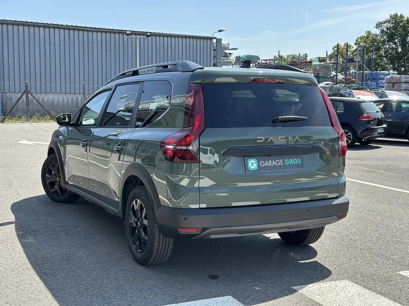 Photo de la voiture DACIA JOGGER Hybrid 140 7 places GSR2 Extreme