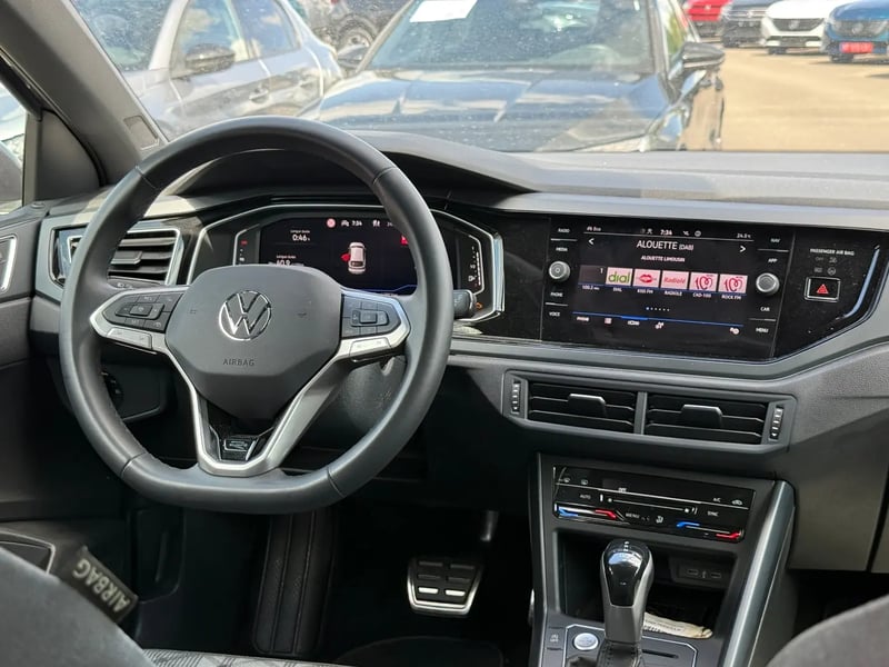 Photo de la voiture VOLKSWAGEN TAIGO 1.0 TSI 116 DSG7 R-Line