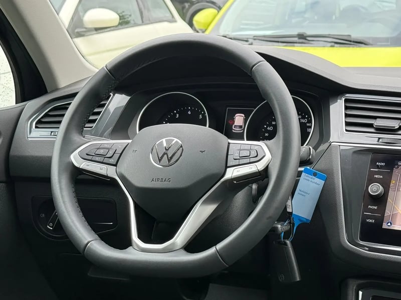 Photo de la voiture VOLKSWAGEN TIGUAN 1.5 TSI 150ch DSG7 Life Plus