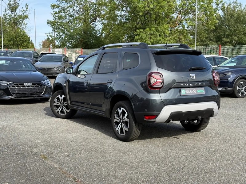 Photo de la voiture DACIA DUSTER TCe 150 FAP 4x2 EDC Prestige