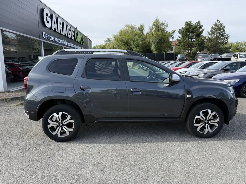 Photo de la voiture DACIA DUSTER TCe 150 FAP 4x2 EDC Prestige