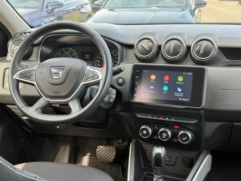 Photo de la voiture DACIA DUSTER TCe 150 FAP 4x2 EDC Prestige