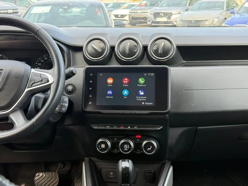 Photo de la voiture DACIA DUSTER TCe 150 FAP 4x2 EDC Prestige