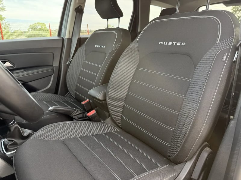 Photo de la voiture DACIA DUSTER TCe 150 FAP 4x2 EDC Prestige