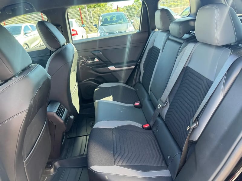 Photo de la voiture JEEP COMPASS 1.2 Turbo T3 145 ch BVR6 e-Hybrid Altitude