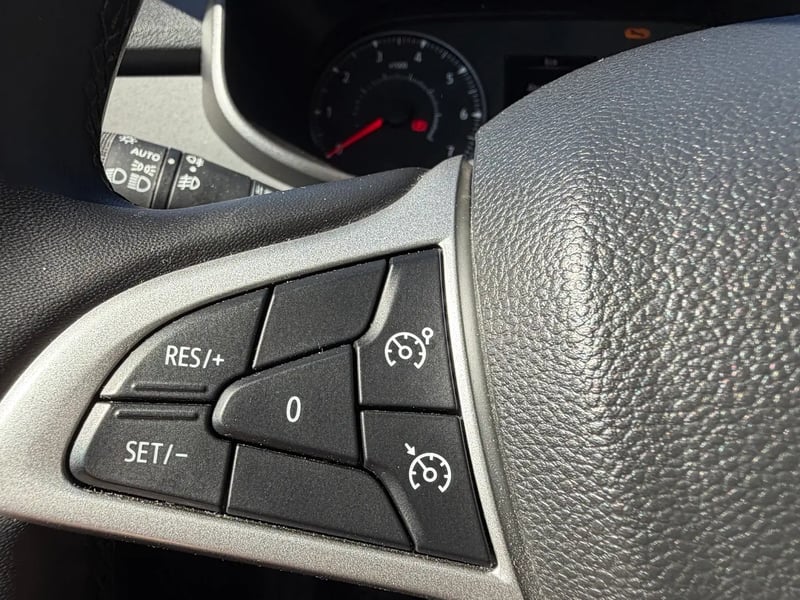 Photo de la voiture DACIA SANDERO ECO-G 100 GSR2 Stepway Extreme +
