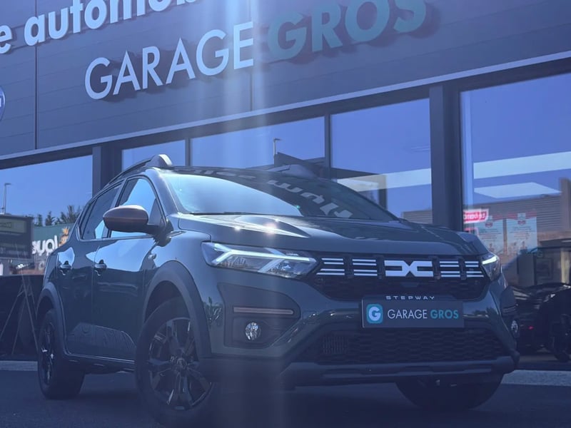 Photo de la voiture DACIA SANDERO ECO-G 100 GSR2 Stepway Extreme +