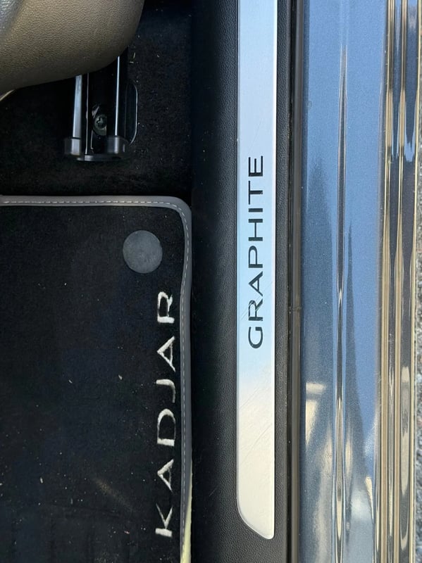 Photo de la voiture RENAULT KADJAR TCe 130 Energy Graphite EDC