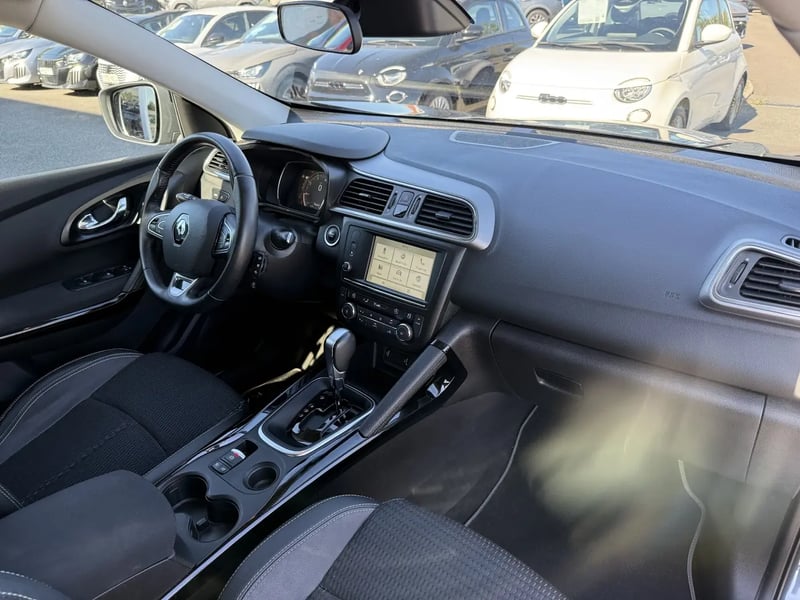Photo de la voiture RENAULT KADJAR TCe 130 Energy Graphite EDC
