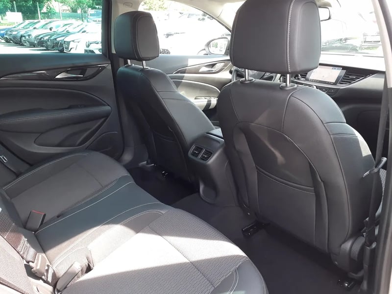 Photo de la voiture OPEL INSIGNIA GRAND SPORT 2.0 Diesel 174 ch BVM6 Elegance