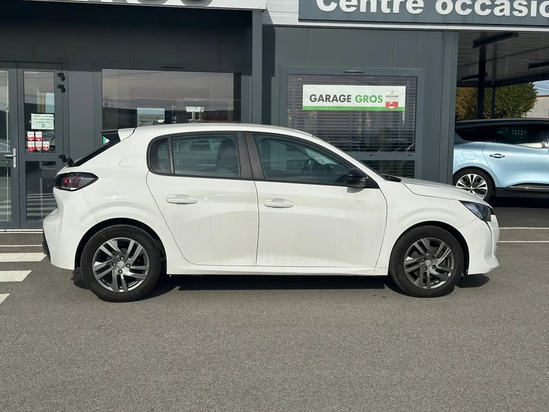 Photo de la voiture PEUGEOT 208 PureTech 100 S&S BVM6 Active Pack