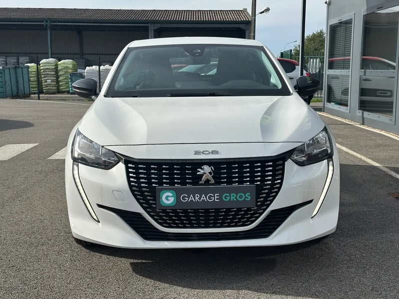 Photo de la voiture PEUGEOT 208 PureTech 100 S&S BVM6 Active Pack