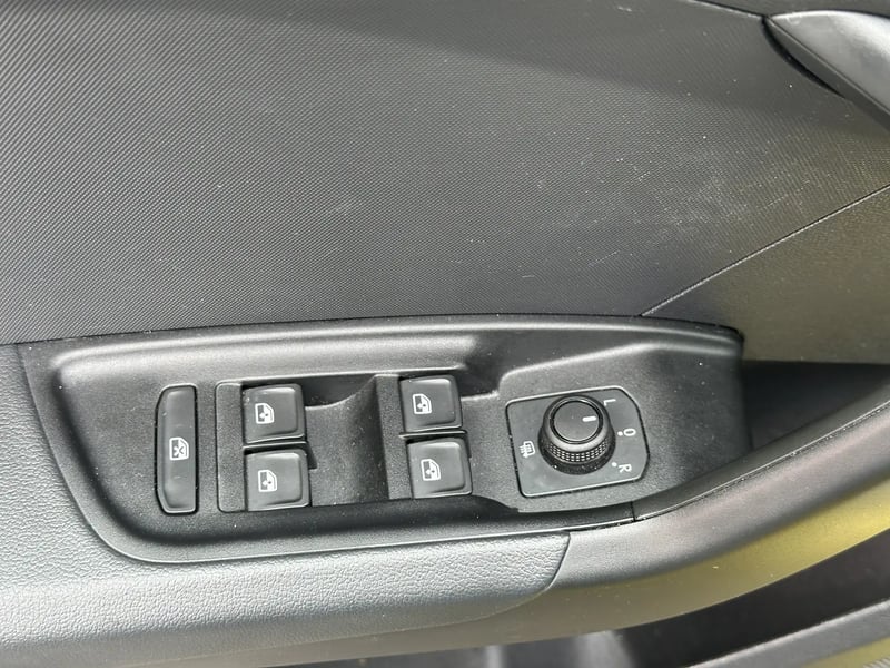 Photo de la voiture AUDI A1 SPORTBACK 25 TFSI 95 ch BVM5 S Line