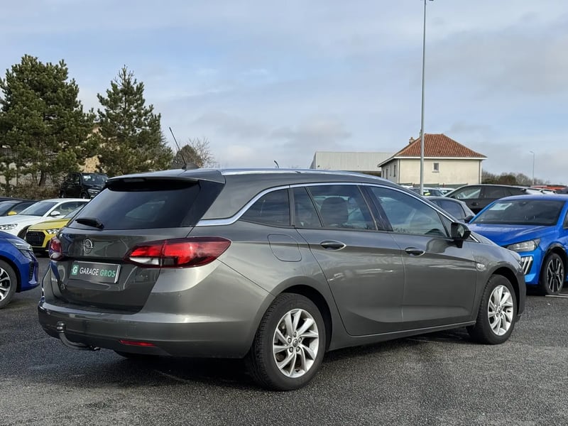 Photo de la voiture OPEL ASTRA SPORTS TOURER 1.2 Turbo 145 ch BVM6 Elégance