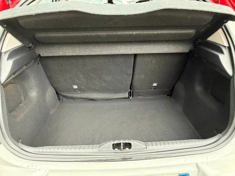 Photo de la voiture CITROEN C3 PureTech 83 S&S BVM5 Shine