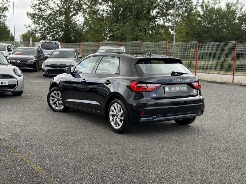 Photo de la voiture AUDI A1 SPORTBACK 25 TFSI 95 ch BVM5