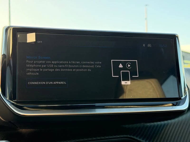 Photo de la voiture PEUGEOT 208 Hybrid 110 ch e-DCS6 Allure