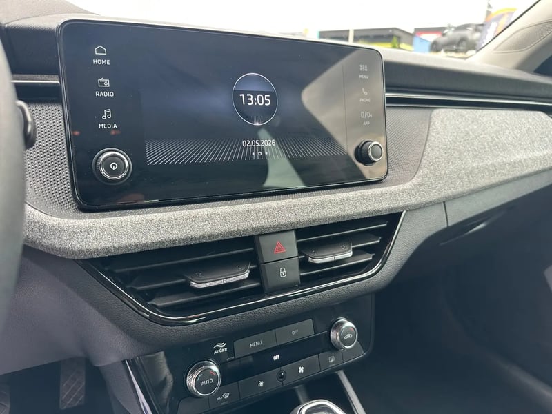 Photo de la voiture SKODA SCALA 1.0 TSI Evo 2 116 ch DSG7 Selection