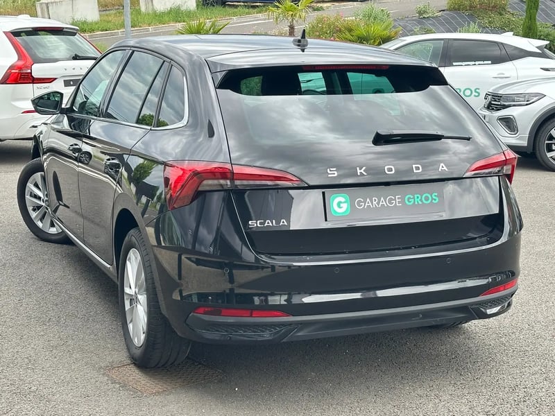 Photo de la voiture SKODA SCALA 1.0 TSI Evo 2 116 ch DSG7 Selection