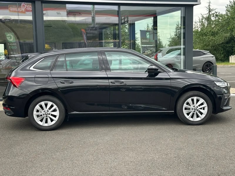 Photo de la voiture SKODA SCALA 1.0 TSI Evo 2 116 ch DSG7 Selection