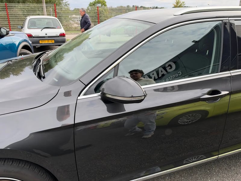 Photo de la voiture VOLKSWAGEN PASSAT SW 2.0 TDI EVO SCR 150 DSG7 Lounge