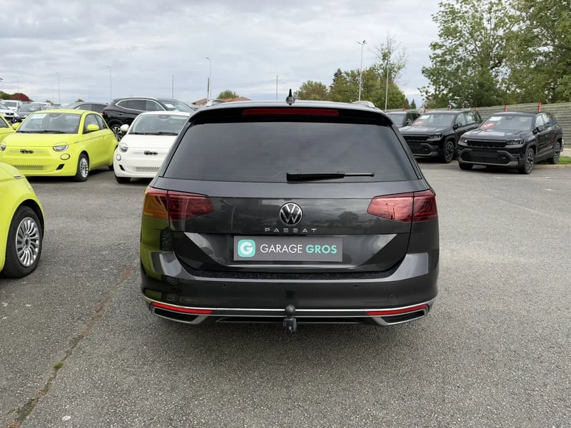 Photo de la voiture VOLKSWAGEN PASSAT SW 2.0 TDI EVO SCR 150 DSG7 Lounge