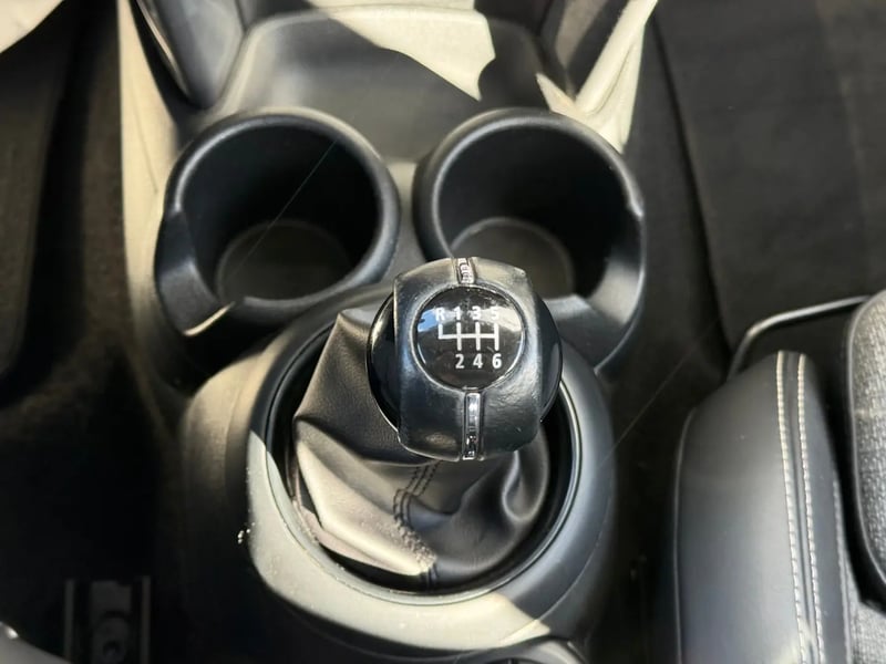 Photo de la voiture MINI HATCH 5 PORTES F55 One 102 ch Edition Shoreditch