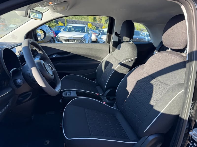 Photo de la voiture FIAT 500e BERLINE 500 e 118ch MY24 NOIR