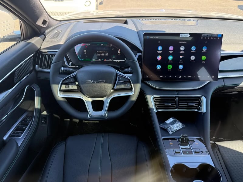 Photo de la voiture BYD SEAL U 1.5l DM-i 218 ch PHEV Boost