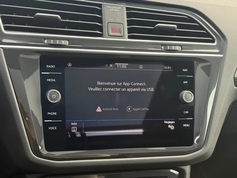 Photo de la voiture VOLKSWAGEN TIGUAN 2.0 TDI 150ch DSG7 R-Line
