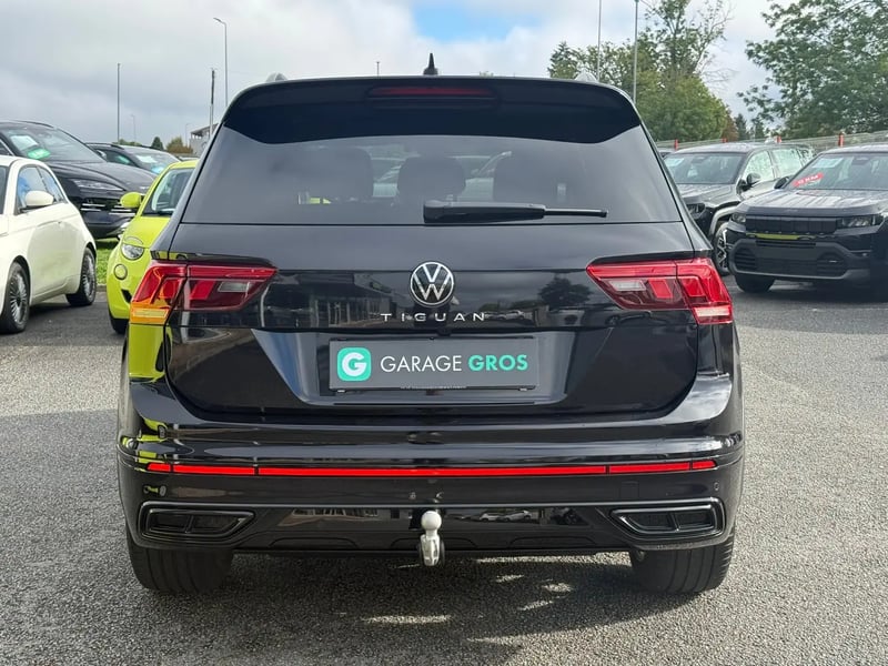 Photo de la voiture VOLKSWAGEN TIGUAN 2.0 TDI 150ch DSG7 R-Line