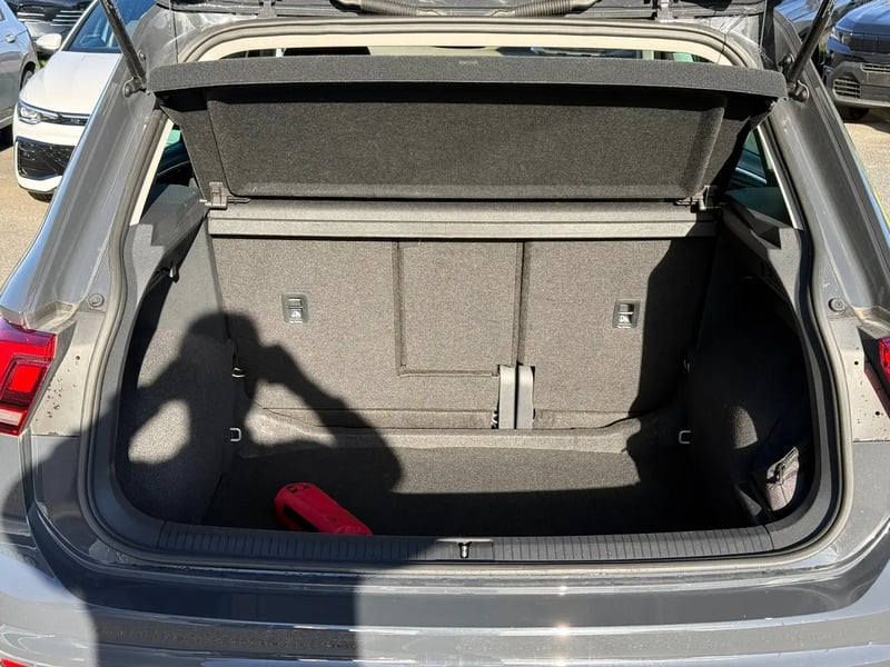 Photo de la voiture VOLKSWAGEN TIGUAN 2.0 TDI 150ch DSG7 Life Plus