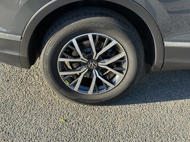 Photo de la voiture VOLKSWAGEN TIGUAN 2.0 TDI 150ch DSG7 Life Plus