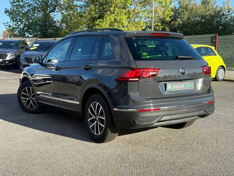 Photo de la voiture VOLKSWAGEN TIGUAN 2.0 TDI 150ch DSG7 Life Plus