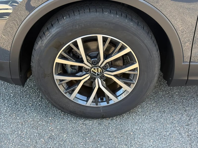 Photo de la voiture VOLKSWAGEN TIGUAN 2.0 TDI 150ch DSG7 Life Plus