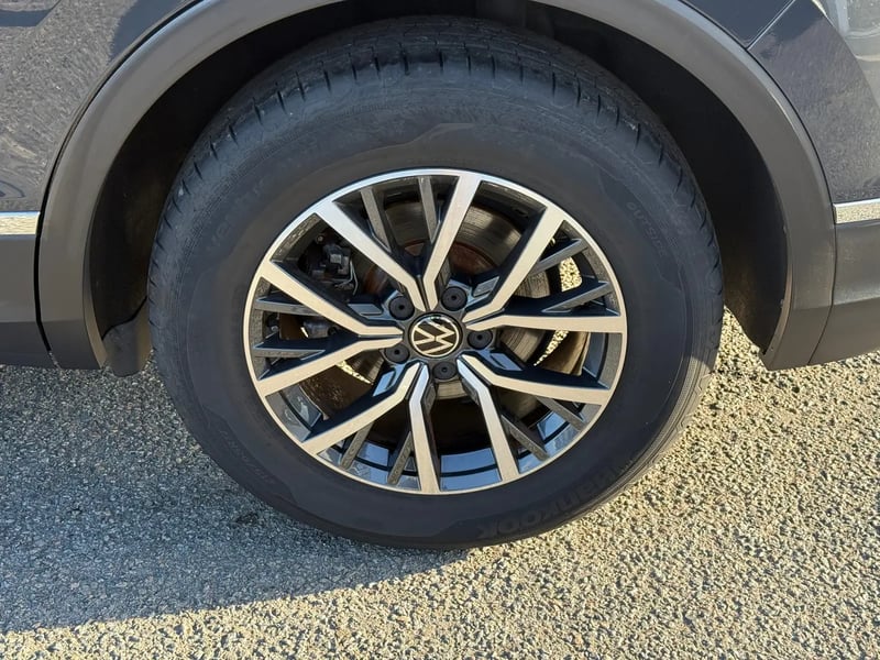 Photo de la voiture VOLKSWAGEN TIGUAN 2.0 TDI 150ch DSG7 Life Plus