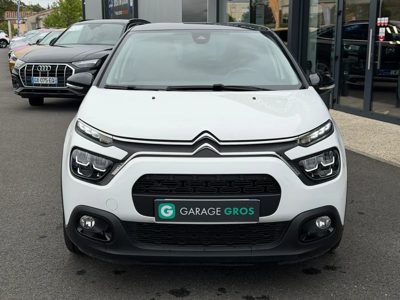 Photo de la voiture CITROEN C3 PureTech 83 S&S BVM5 Shine