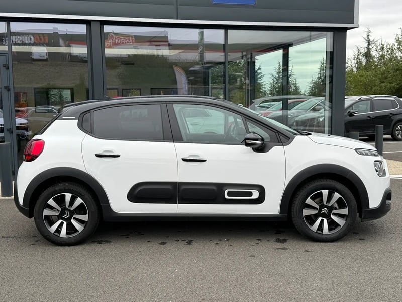 Photo de la voiture CITROEN C3 PureTech 83 S&S BVM5 Shine
