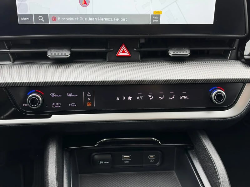 Photo de la voiture KIA SPORTAGE 1.6 T-GDi 150ch MHEV DCT7 4x2 Design